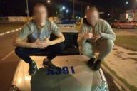 В Гомеле парни попали под уголовку после фотосессии на милицейском авто