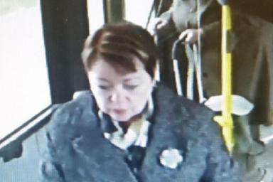 В Минске разыскивают женщину по подозрению в краже кошелька в автобусе
