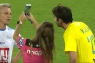 Вот это каприз!: девушка-судья остановила матч ради фото с Кака