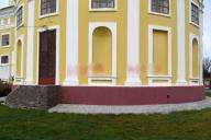 В Чечерске парень разрисовал городские достопримечательности. Художника не оценили