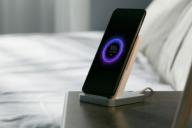 Xiaomi начинает продажи самой быстрой беспроводной зарядки