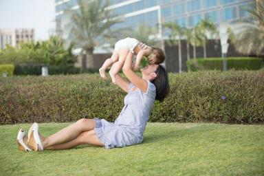 Материнская любовь снижает риск ожирения у детей