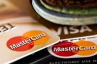 Европейские банки решили отказаться от Visa и MasterCard